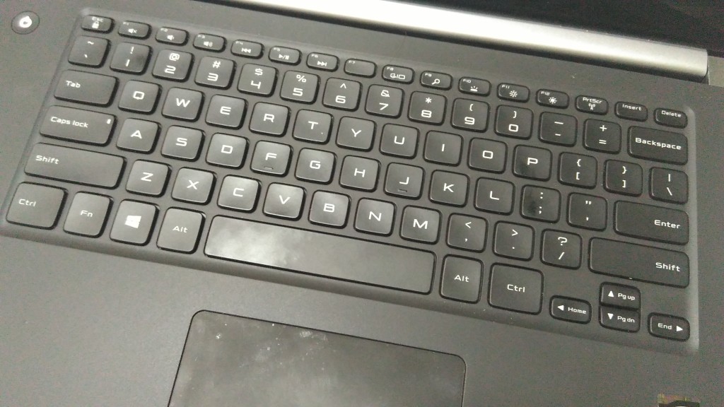 Typing on the laptop for several hours can become uncomfortable because of the heat that emanates from under the keyboard. 